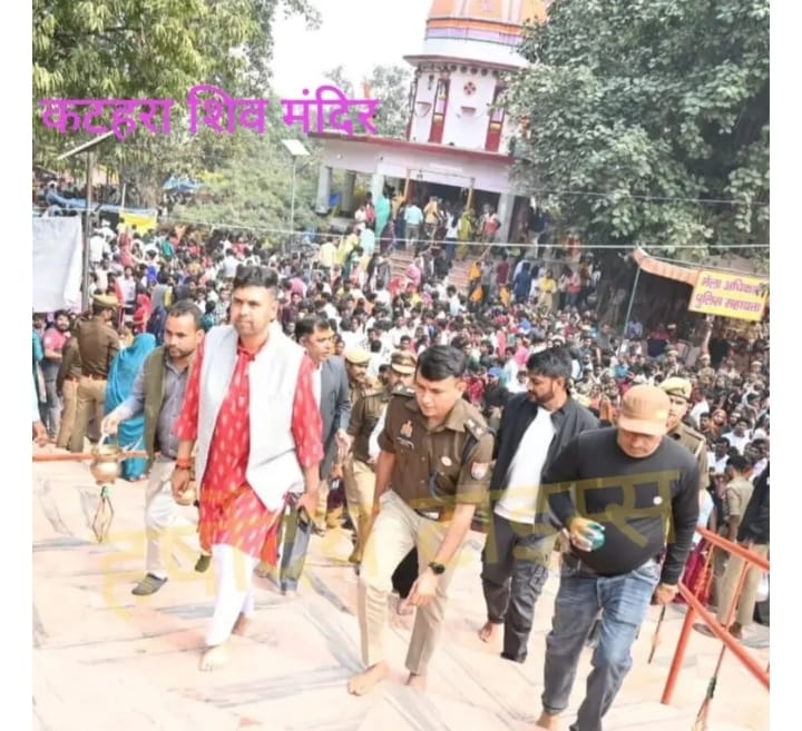 डी एम एवम एस पी ने इटहिया व कटहरा शिव मंदिर का स्थलिय निरीक्षण