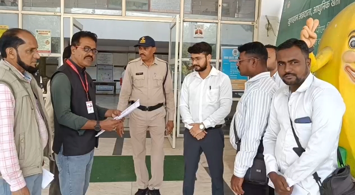 पत्रकार सुरक्षा कानून बनाने के लिए इंडियन जर्नलिस्ट एसोसिएशन, बुरहानपुर ने दिया ज्ञापन