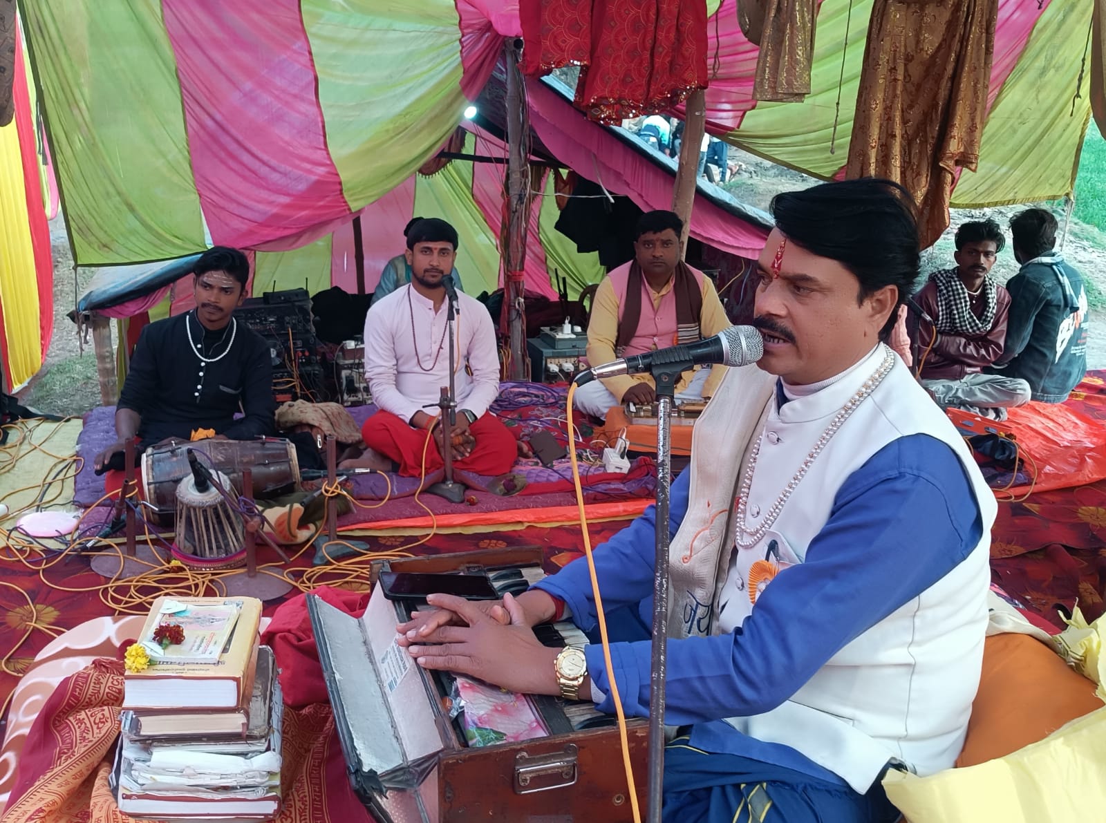 प्रवचन सुनकर श्रोता हुए भाव विभोर